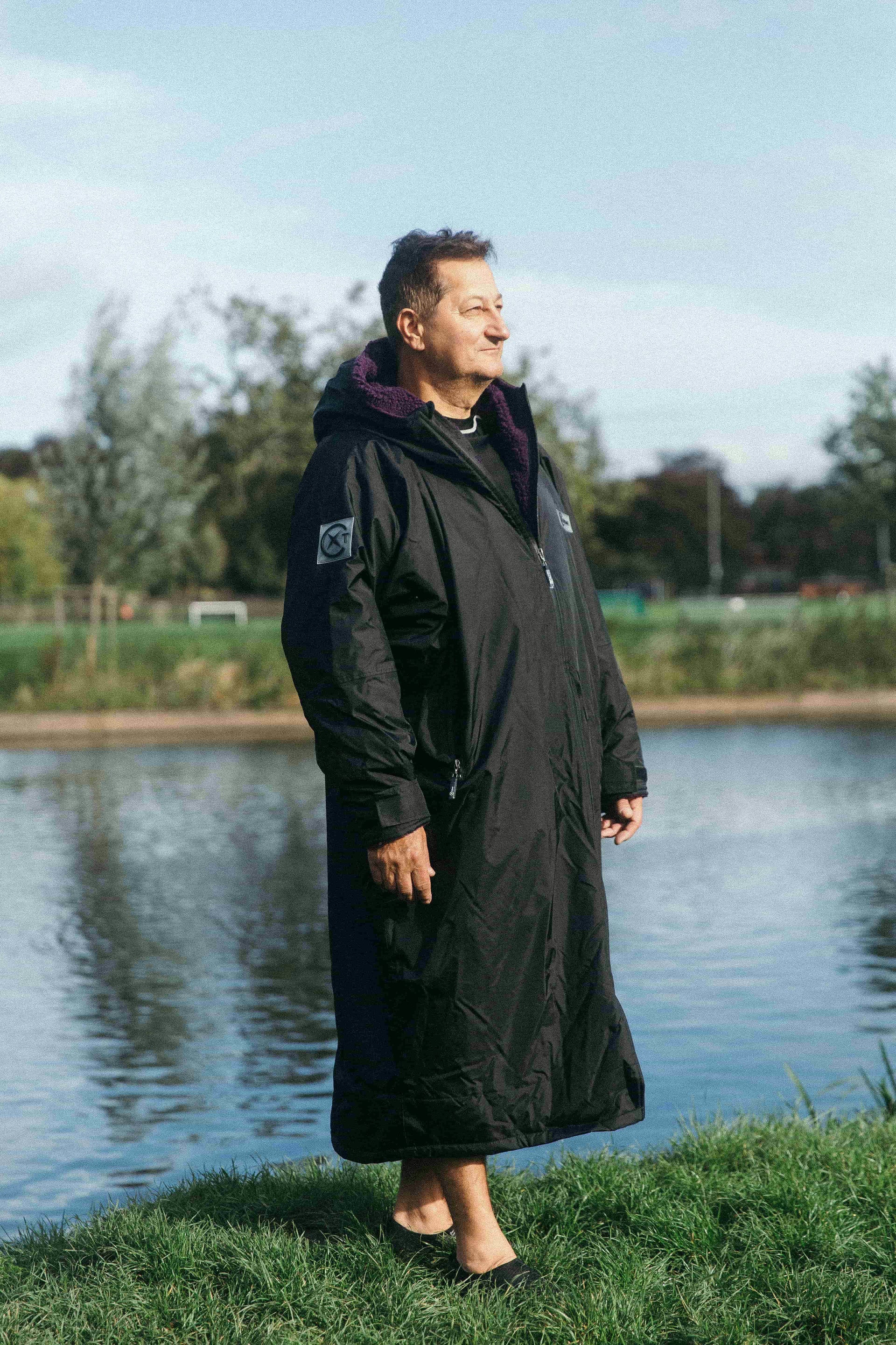 V2 Charcoal Weatherproof Robe Blackberry Purple Lining