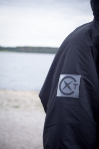 Black/Grey Colourway Side Badge